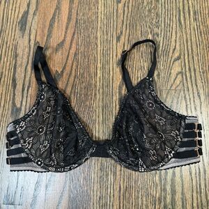 Victoria’s Secret Very Sexy Unlined Plunge Caged Bra 34B